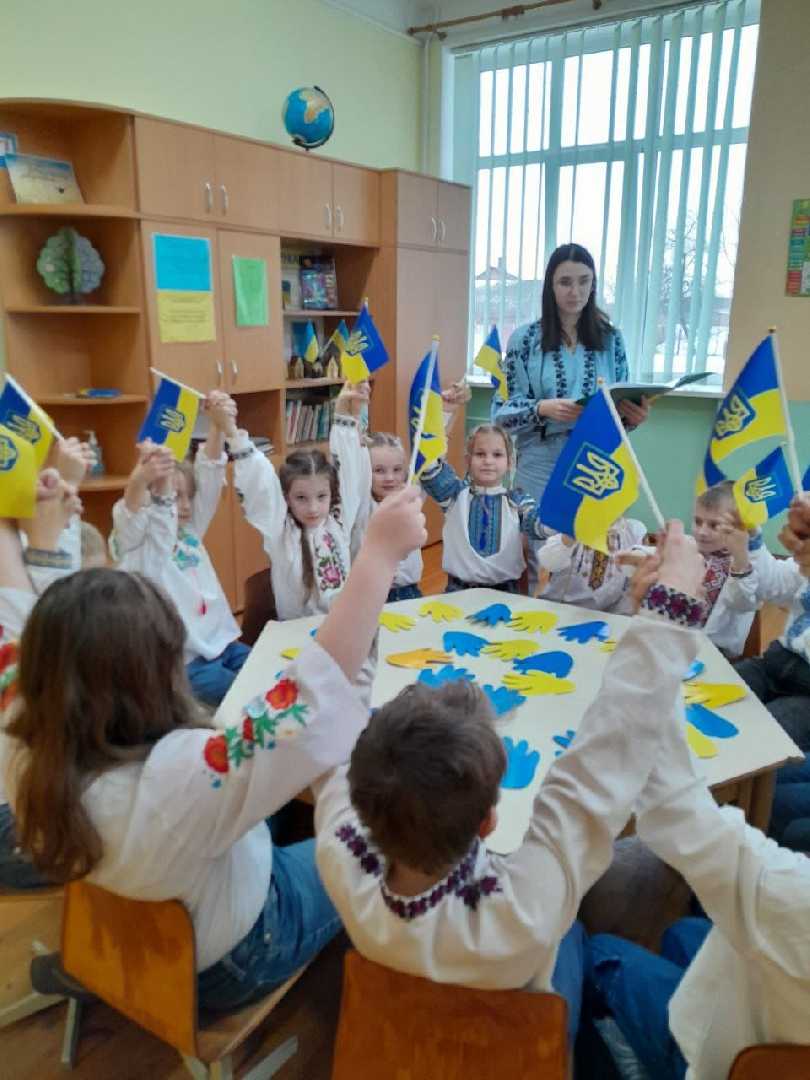 У нас мрія одна - незалежна і вільна Україна моя! 